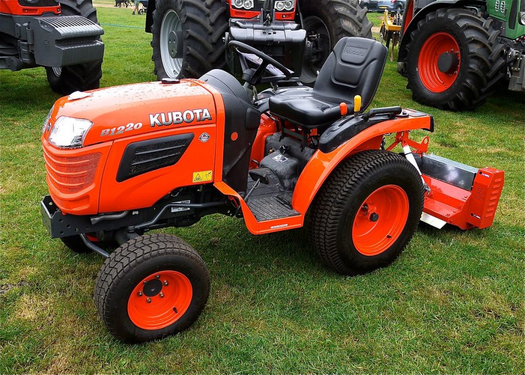 Search for small Kubota tractors for sale